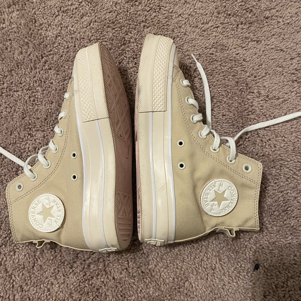 Platform converse